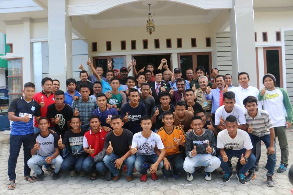 Bupati Lepas Tim Sepakbola Pra PORDA Bulukumba