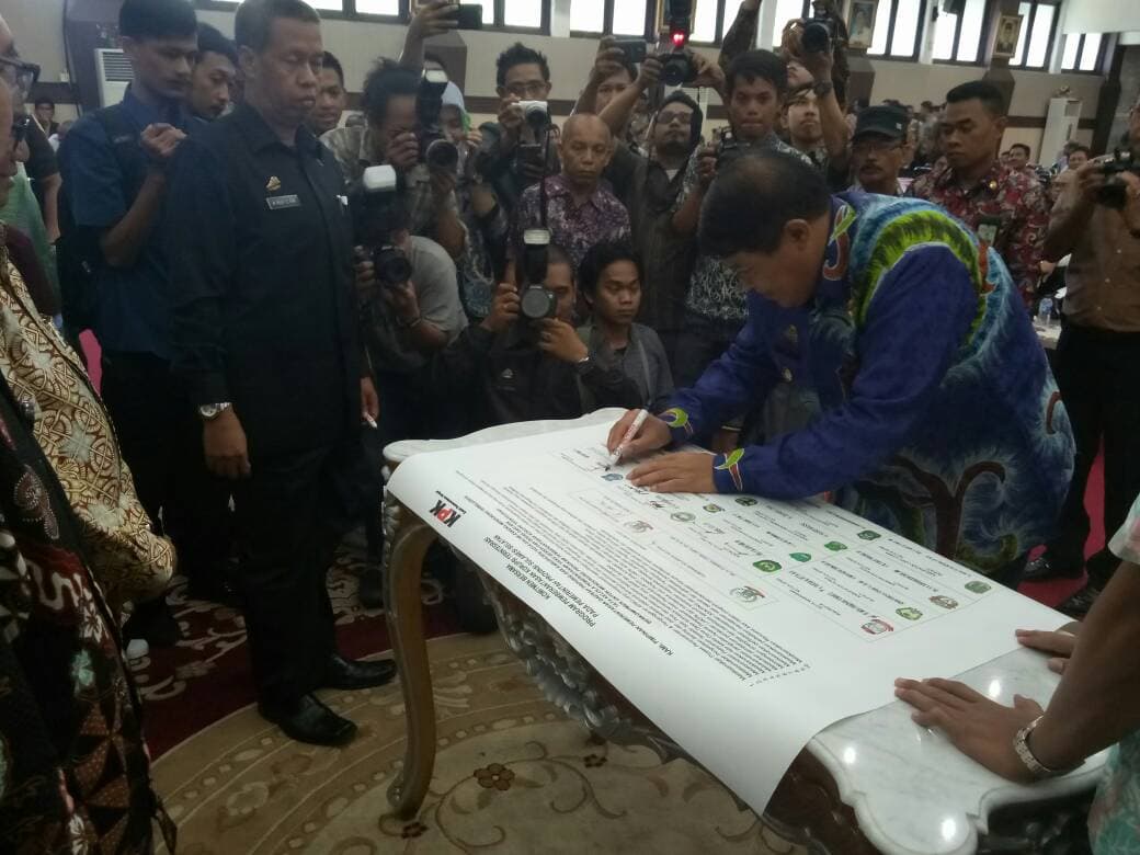 AM Sukri Sappewali Tandatangani Nota Kesepahaman Pencegahan Korupsi Terintegrasi