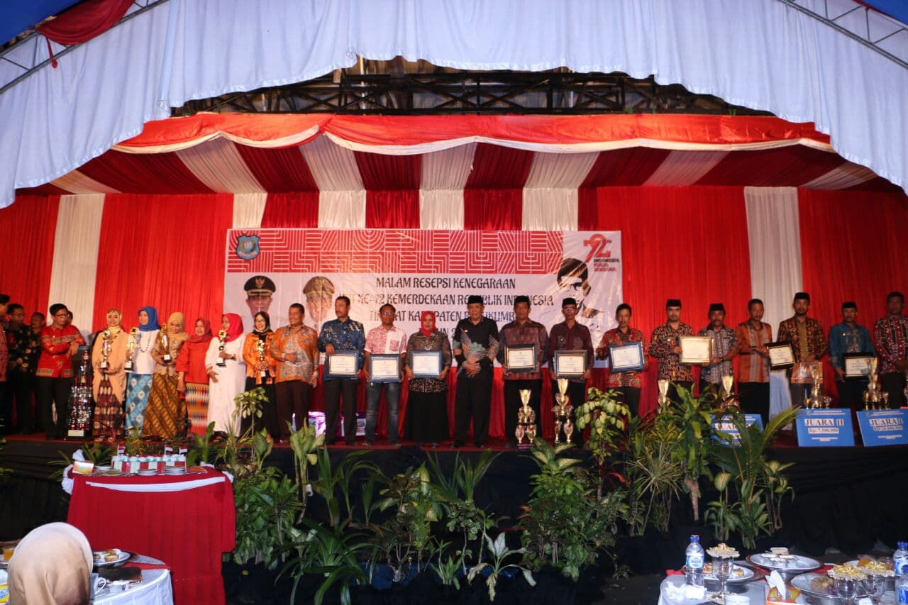 Malam Resepsi Kenegaraan Bertabur Prestasi dan Hadiah