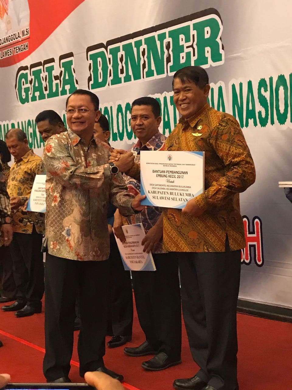 Bulukumba Terima Bantuan Dua Embun