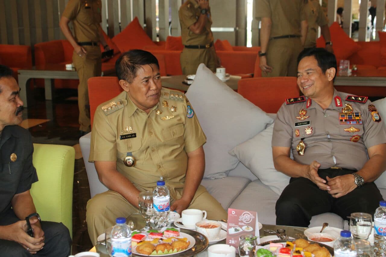 Bupati dan Kapolres Bulukumba Tandatangani MoU Dihadapan Kapolda
