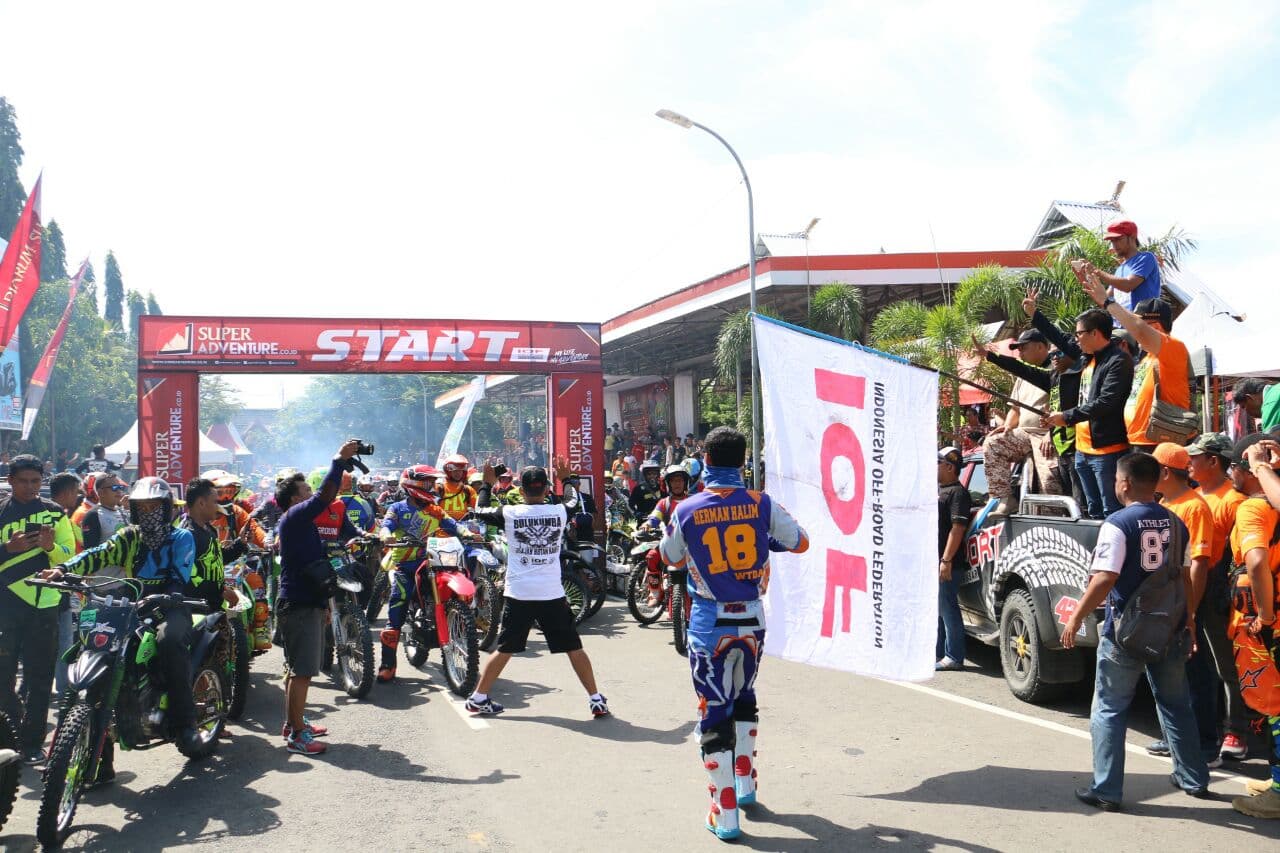 JHK2 Diikuti 200 off roader dan 600 Crosser