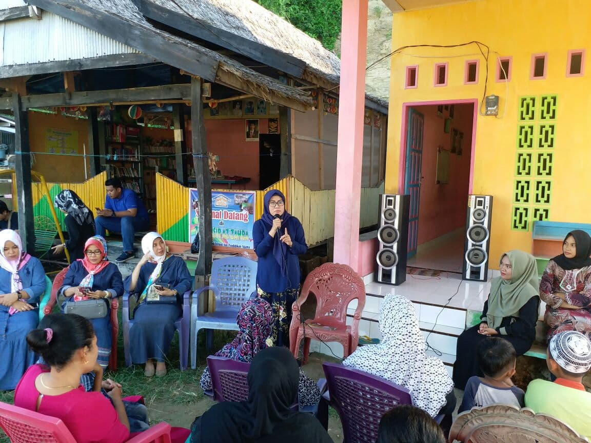 Wakil Ketua PKK Kunjungi Rumah Pintar di Kajang