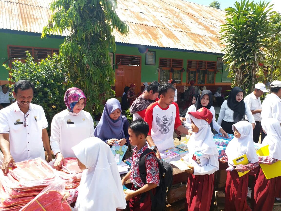Siswa SD Bulukumba Tulis Surat Kepada Presiden
