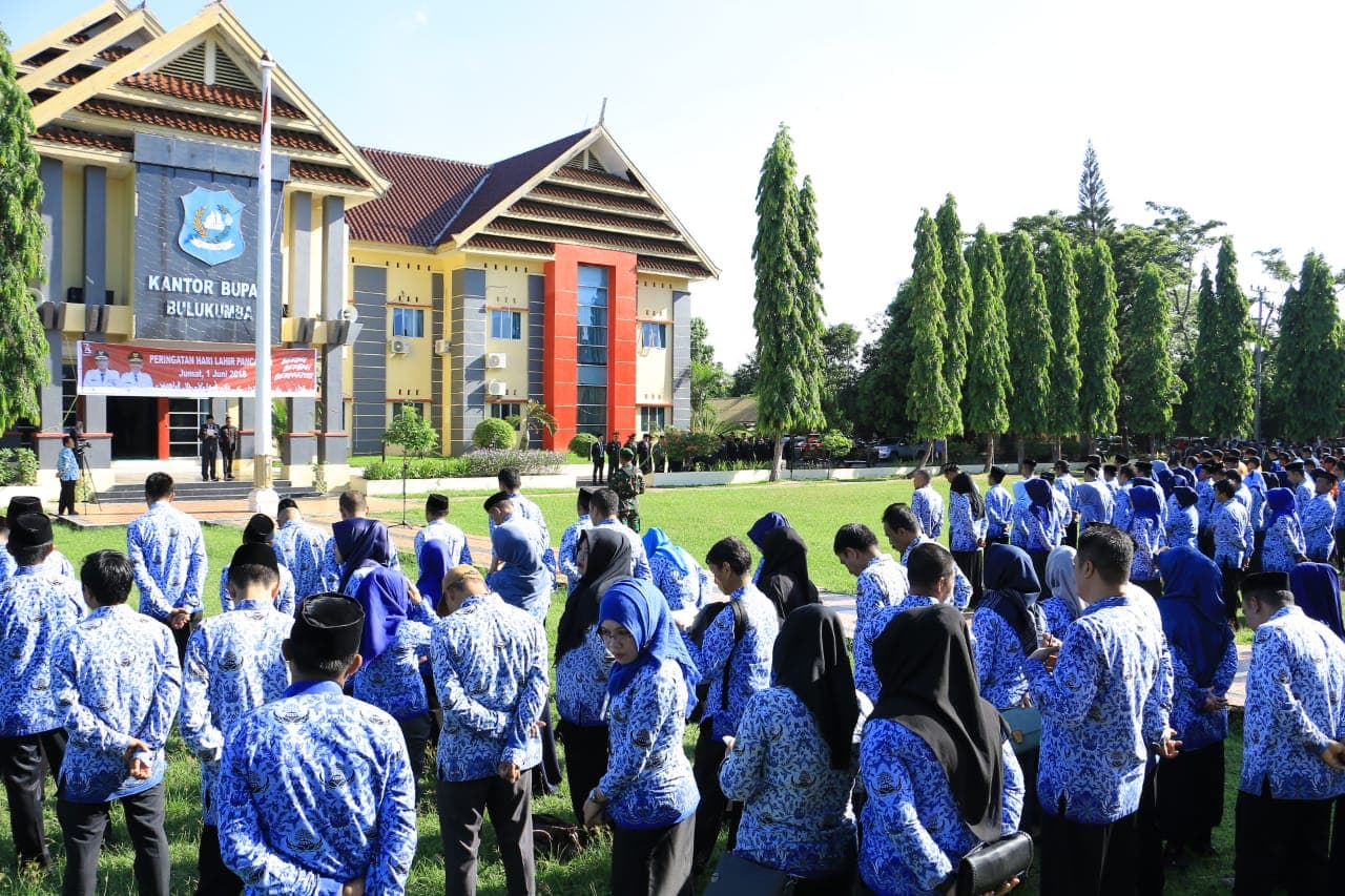 Peringatan Hari Lahir Pancasila Berlangsung Hikmat