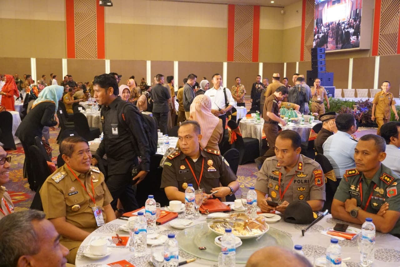 RAKOR PEMILU, BUPATI BERSAMA FORKOMINDA SIAP WUJUDKAN PEMILU DAMAI dan BERINTEGRITAS.