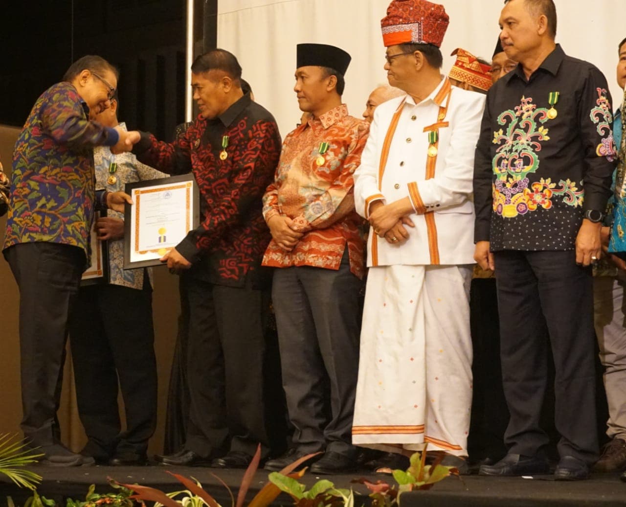 A. Sukri terima Penghargaan dari Menteri Koperasi
