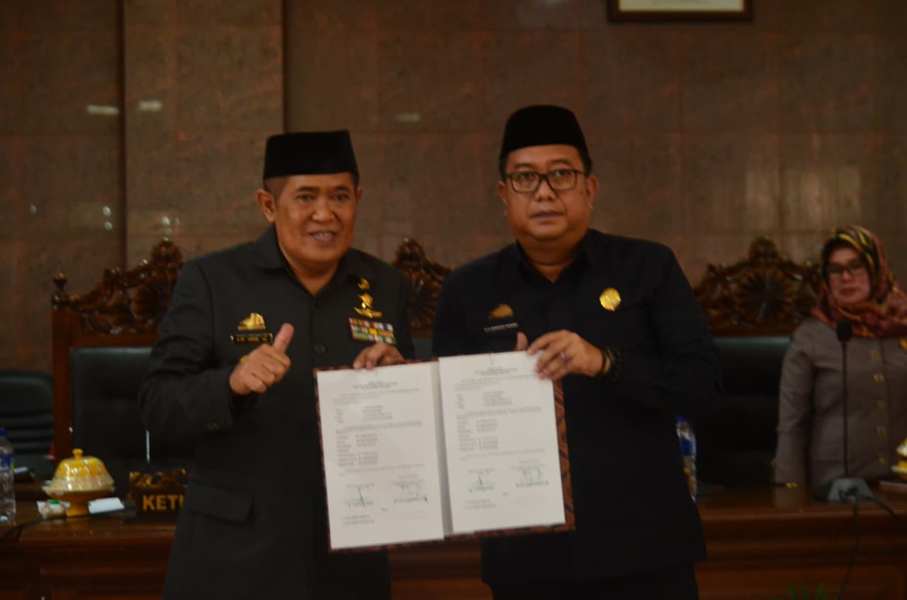 Paripurna Pertanggungjawaban APBD 2018, Bupati Sampaikan Terima Kasih kepada DPRD