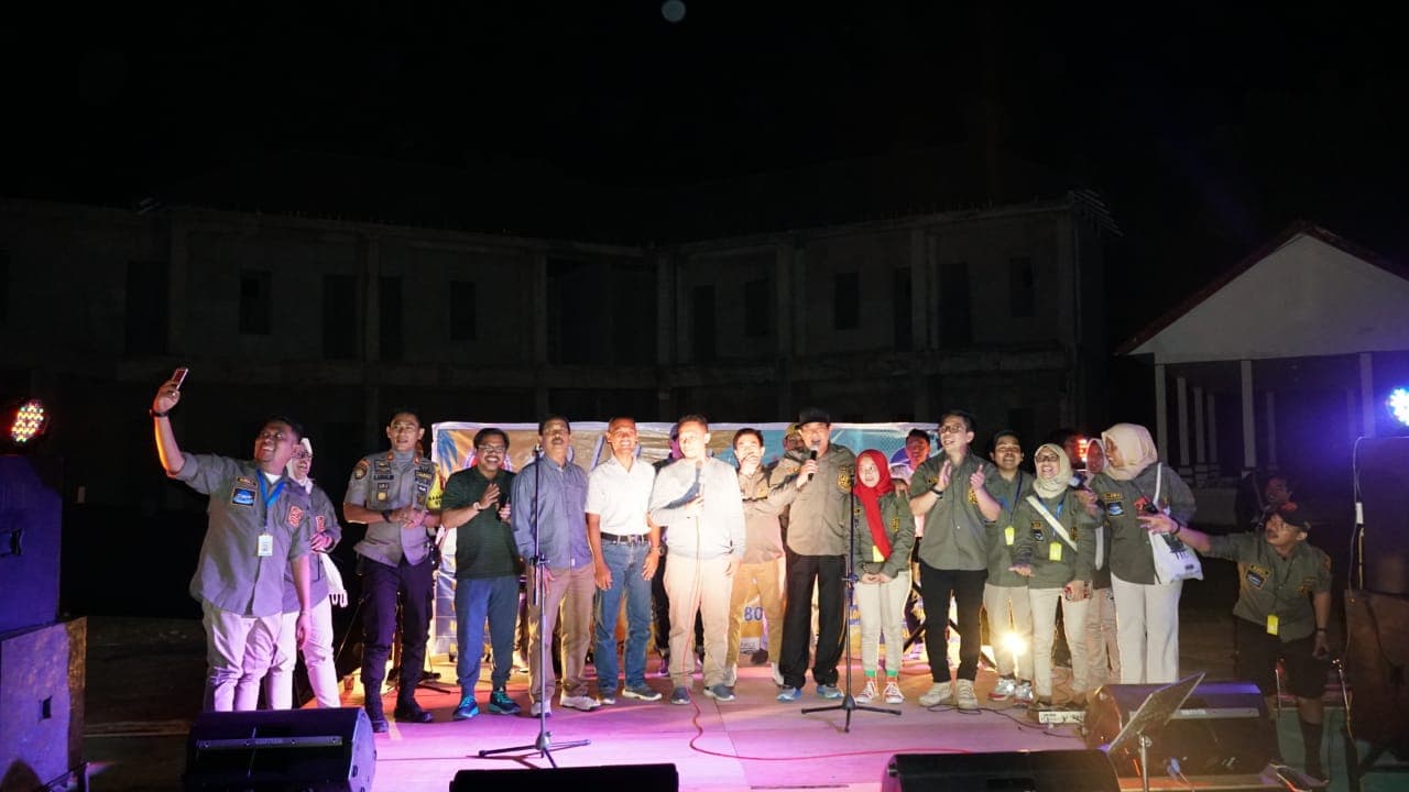 Lagu Kemesraan Tandai Pembukaan Festival Pemuda dan Olahraga di Tanjung Bira