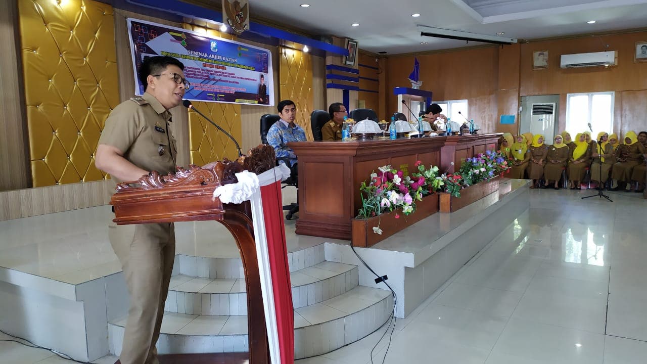 wabup buka seminar kajian balitbangda