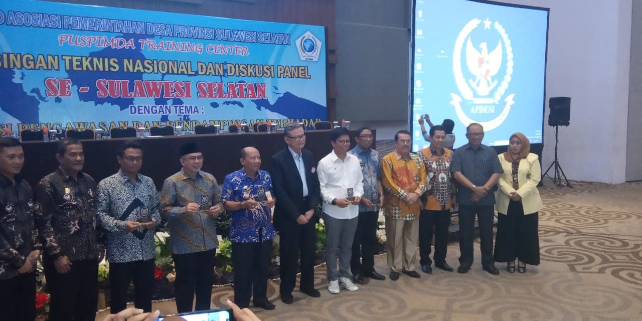 Wabup Bulukumba Terima Penghargaan Program Pengembangan Wisata Desa