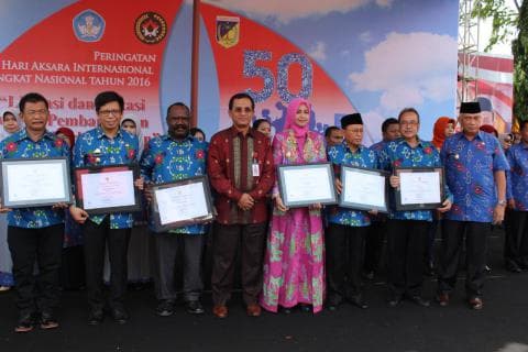 BULUKUMBA SABET PENGHARGAAN AKSARA