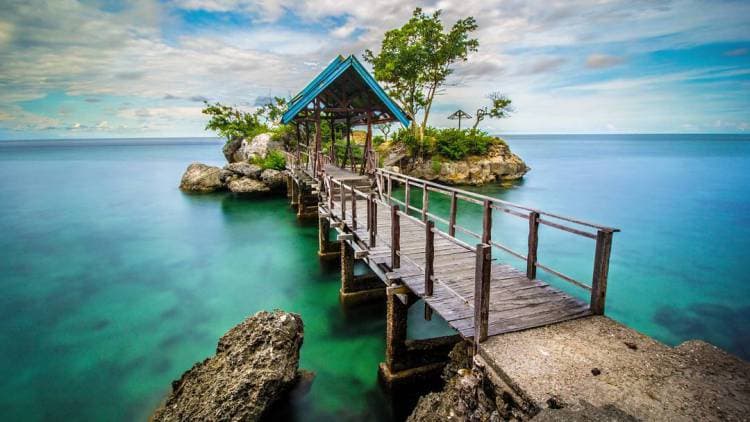 Pantai Ujung Tiro