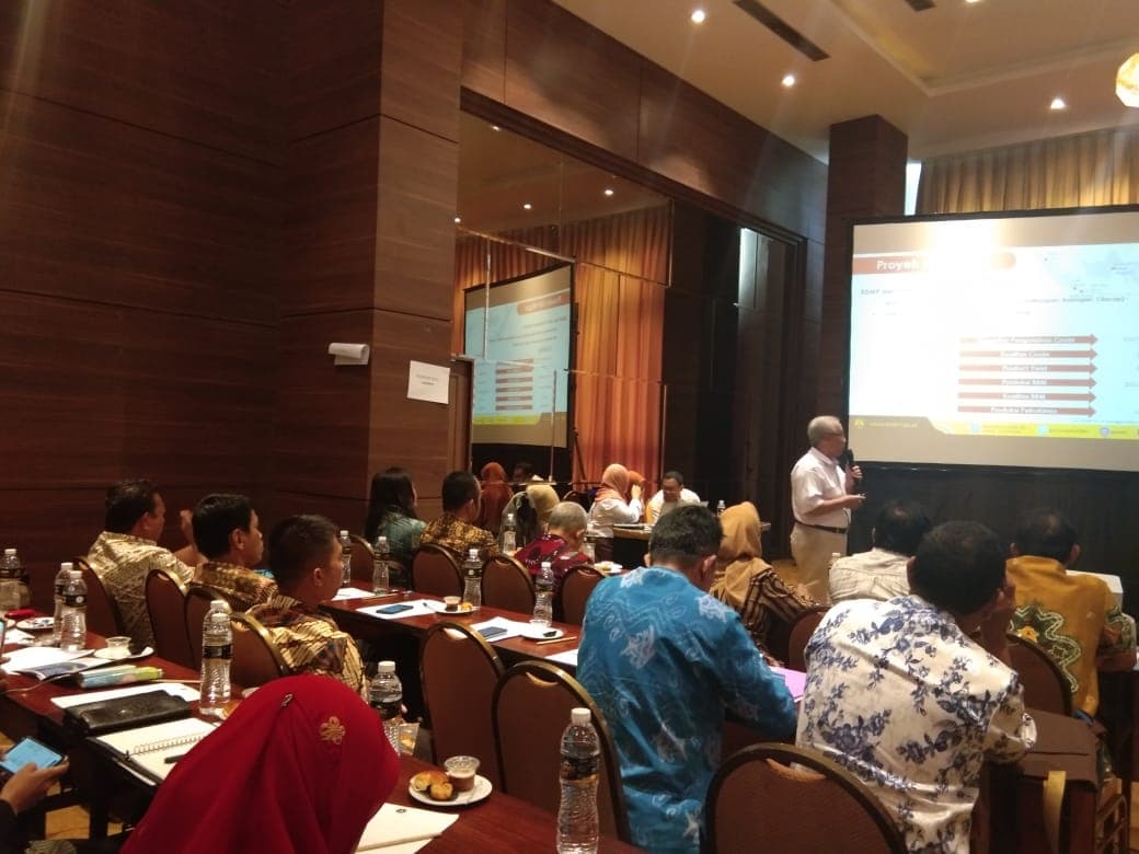 Bupati AM Sukri Sappewali Hadir Rakor LPG Tabung 3 Kg