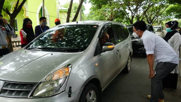 Wakil Bupati Bulukumba Memantau sekaligus Menerima Aspirasi Petugas Posko Penanganan COVID-19