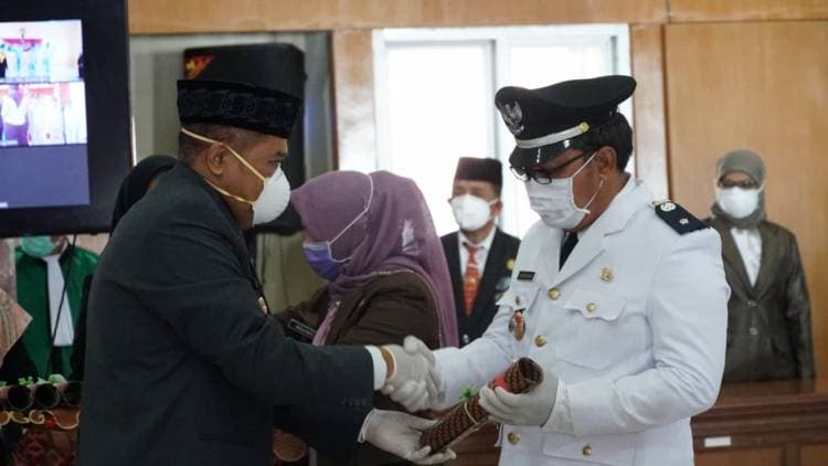 Lantik Kades Melalui Video Conference, Ini Pesan Bupati Bulukumba