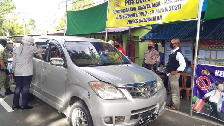 Bupati Evaluasi Pelaksanaan Posko Gugus Tugas Covid-19. Posko Perbatasan Dinonaktifkan