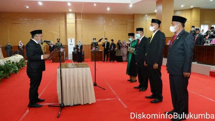 DPRD Bulukumba Gelar Paripurna Istimewa Pengambilan Sumpah/Janji Anggota DPRD PAW Sisa Masa Jabatan 2019-2024