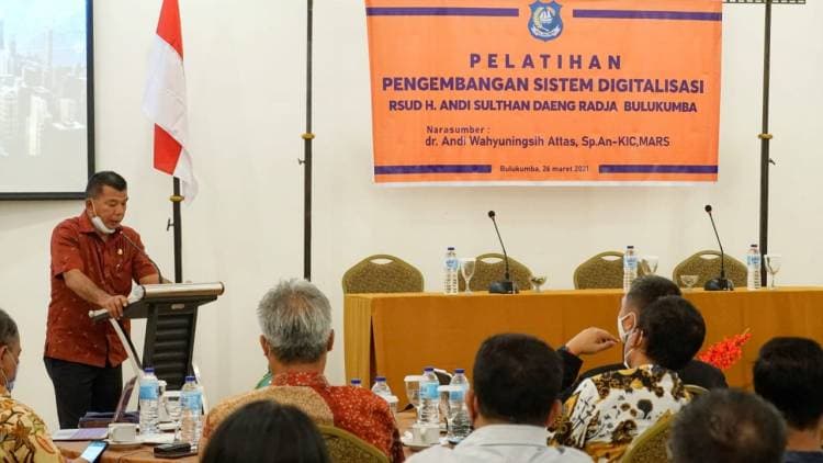 Dorong Digitalisasi Rumah Sakit, RSUD HASDR Hadirkan Direktur RS Haji Jakarta