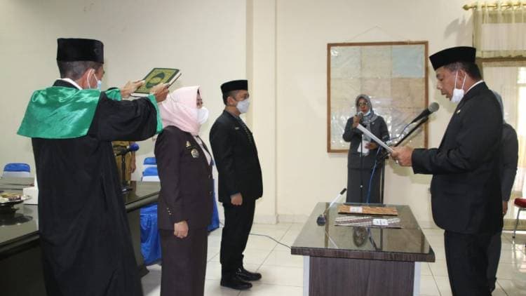 Misbawati  Kembali  Dilantik  Sebagai Penjabat  Sekda  Bulukumba