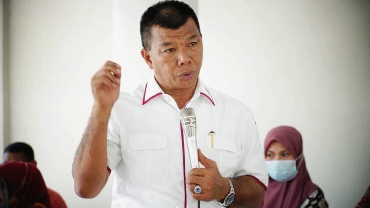 PERSIAPAN PEMBELAJARAN TATAP MUKA TERBATAS, BUPATI GELAR RAPAT