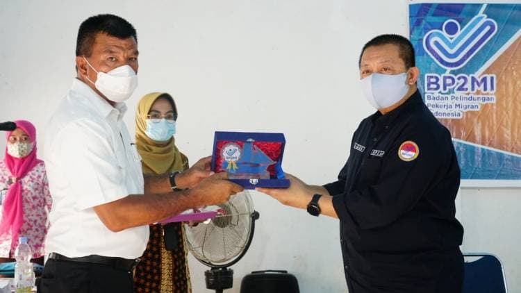 Andi Utta Beri Semangat Peserta Pelatihan Wirausaha PMI Purna