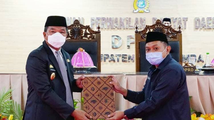 DPRD PARIPURNA PENDAPAT AKHIR FRAKSI TERHADAP  PERTANGGUNGJAWABAN PELAKSANAAN APBD TA 2020