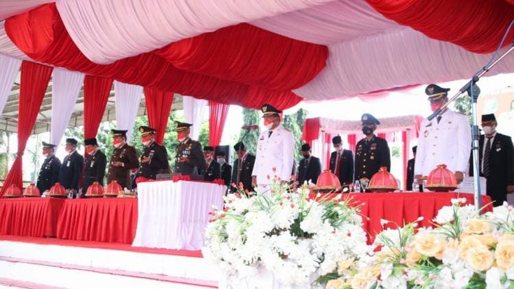 BUPATI BULUKUMBA PIMPIN UPACARA PERINGATAN HUT REPUBLIK INDONESIA KE 76
