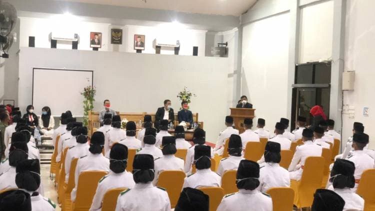 Apresiasi Kinerja dan Kegigihan Paskibraka, Bupati Beri Hadiah Rp500 Ribu Per Orang
