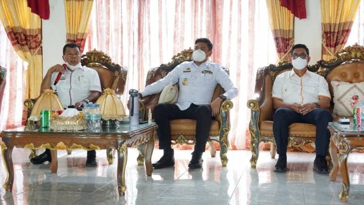 BUPATI GOWA KUNJUNGI BULUKUMBA, BUPATI ANDI UTTA BERBAGI ILMU DALAM MENGATASI PERSOALAN BANJIR