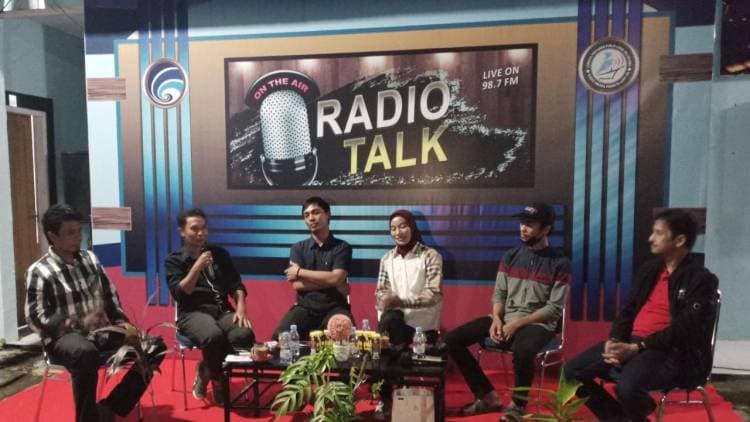Desa Bialo Wakili Bulukumba dalam Monev Keterbukaan Informasi Publik