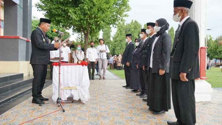 Lantik 122 Anggota BPD, Bupati Andi Utta Minta Kades dan BPD Maksimalkan Percepatan Vaksinasi