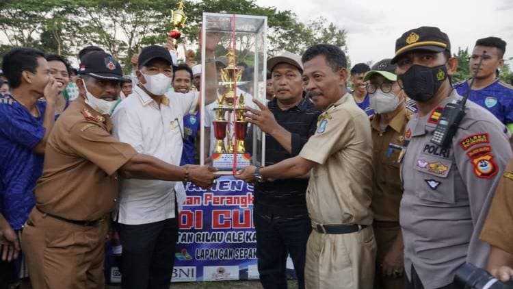 Bupati Andi Utta Tutup Turnamen PPDI Cup 1