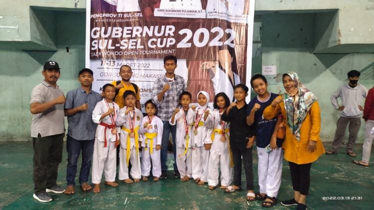 Taekwondo Bulukumba Sabet 6 Medali di Open Tournament Gubernur