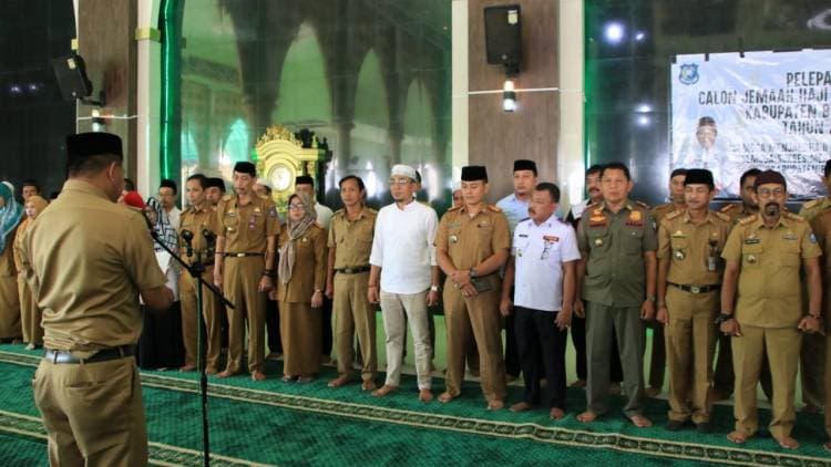 Bupati Andi Utta Kukuhkan Pengurus Masjid ICDT