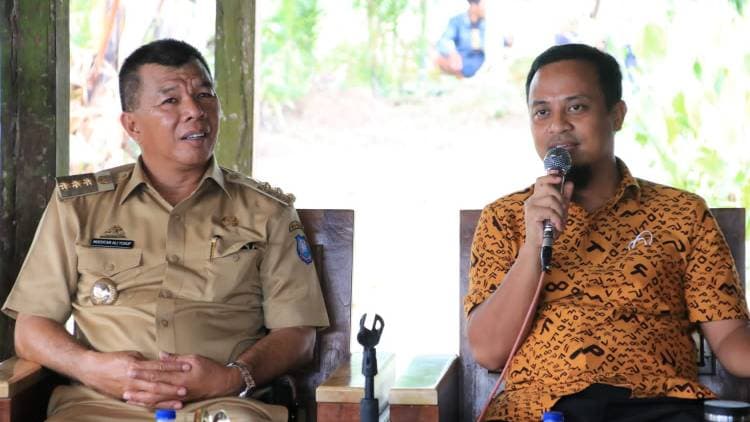 Bareng Bupati dan Wabup, Gubernur Andi Sudirman Tinjau Sawah yang Tanam ‘Mandiri Benih’ di Lahan Pertanian Warga