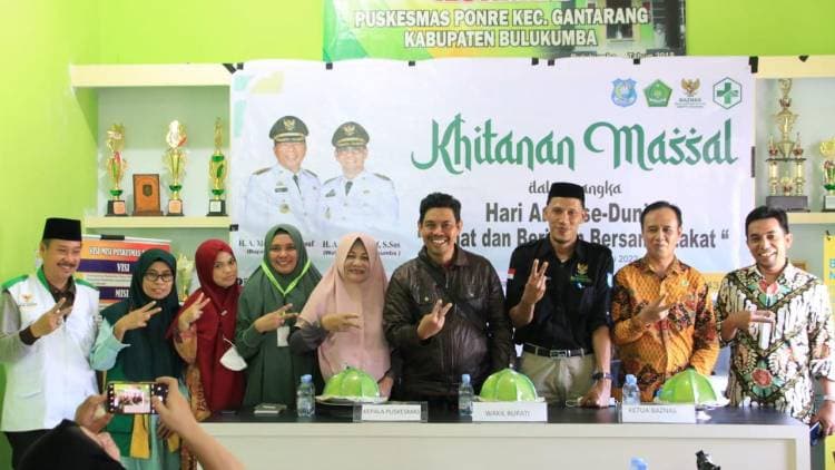 BAZNAS Gelar Khitanan Massal, Wabup Edy Manaf: Kewajiban Agama dan Kesehatan