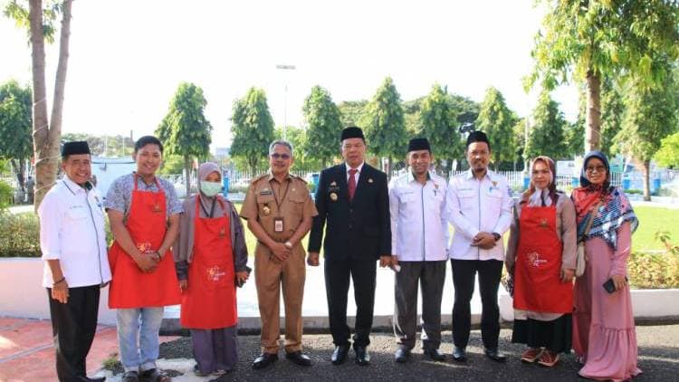 Bupati Andi Utta Serahkan Bantuan Baznas Bulukumba
