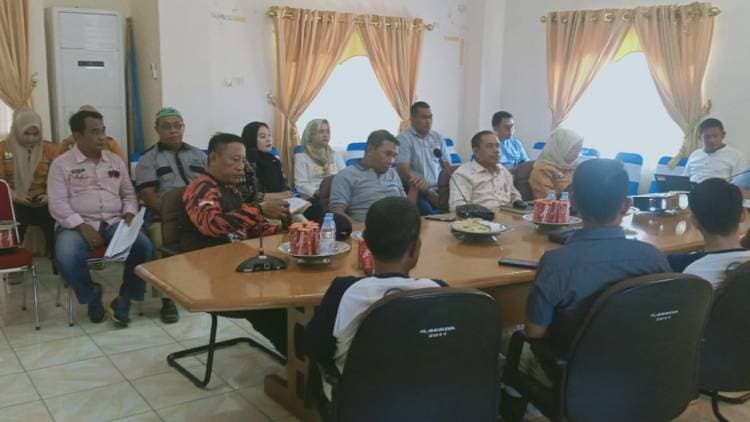 Kurangi Kawasan Kumuh, Sekda Ali Saleng Minta Camat dan Lurah Berinovasi