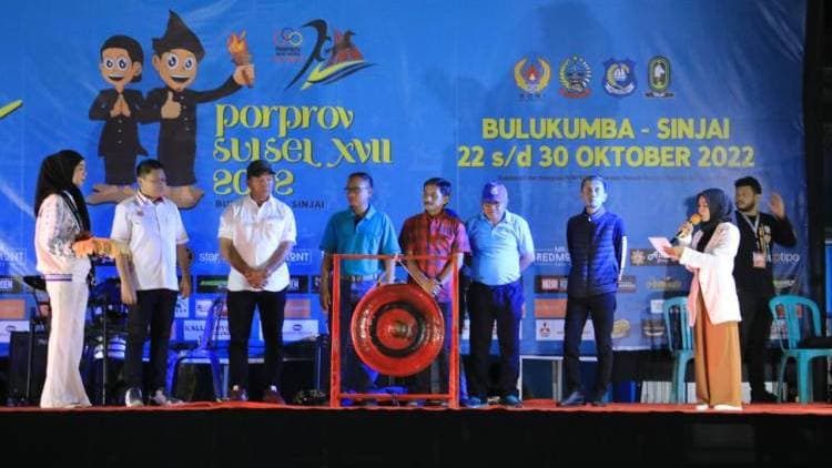 Puji Bulukumba Expo, Ketua KONI Sulsel Janji Datangkan Artis di Penutupan Porprov