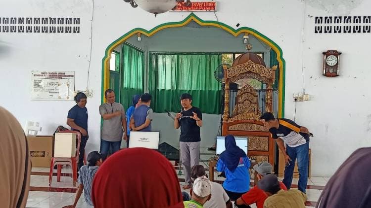 Pilkades Barombong, DPMD Bulukumba Sosialisasi Penggunaan e-Voting