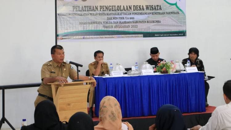 Untuk Datangkan Uang, Bupati Andi Utta Ajak Kelola Desa Wisata Lebih Kreatif