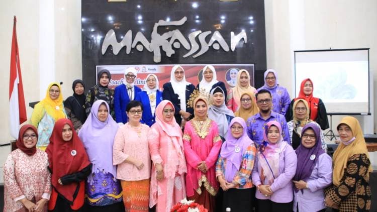 Dihadiri Istri Menteri Investasi, Dekranasda Bulukumba Ikuti Coaching Clinic