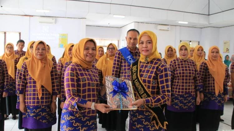 Andi Herfida Muchtar Lantik Pengurus Pokja Bunda PAUD Bulukumba