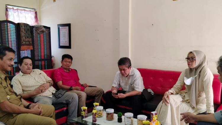 Komisi Informasi Audiensi dengan Kadis Kominfo dan Persandian, Ini Harapannya