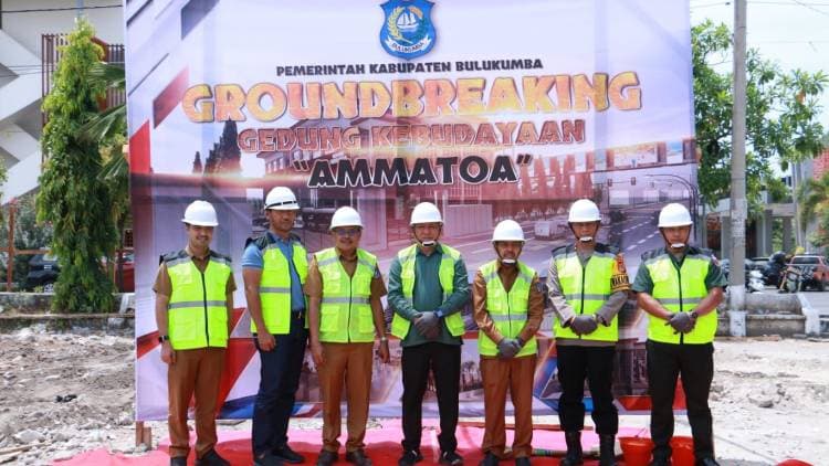 Pjs Bupati Bulukumba Letakkan Batu Pertama Tanda Dimulai Pembangunan Gedung Kebudayaan