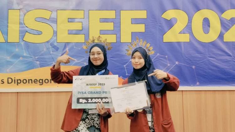 Membanggakan, Dua Mahasiswa Universitas Muhammadiyah Bulukumba Raih Medali Emas di AISEEF 2025