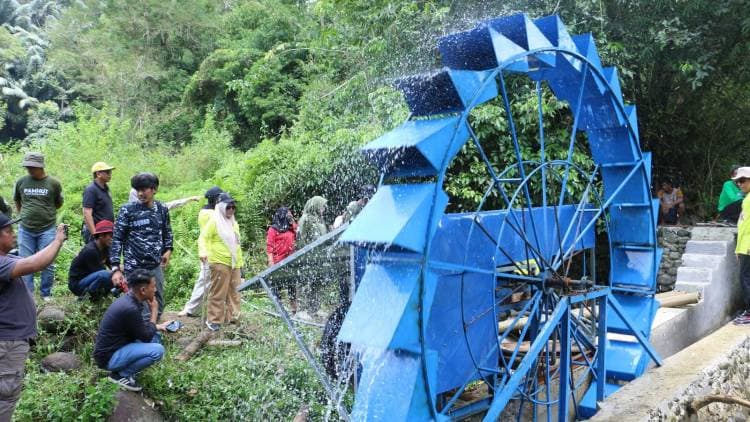 Diresmikan Sekda Ali Saleng, Desa Anrang Miliki Kincir Air untuk Suplai Air Bersih Warga