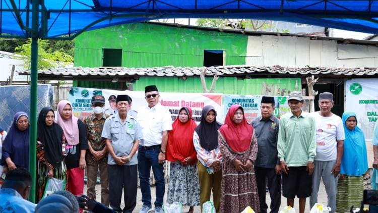 Komunitas Cinta Sedekah Bantu Rutilahu ke Ibu Becce