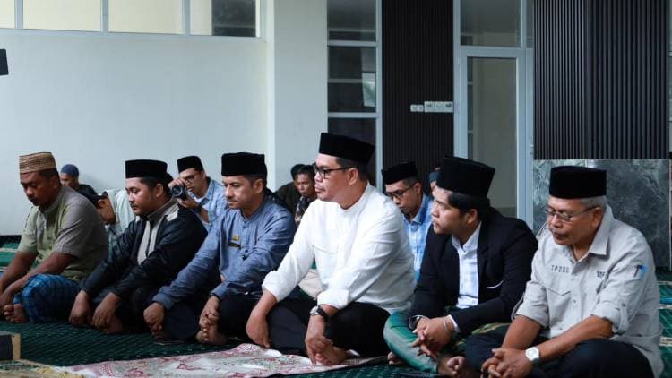 Perdana, Salat Jumat Digelar di Musallah Gedung Ammatoa